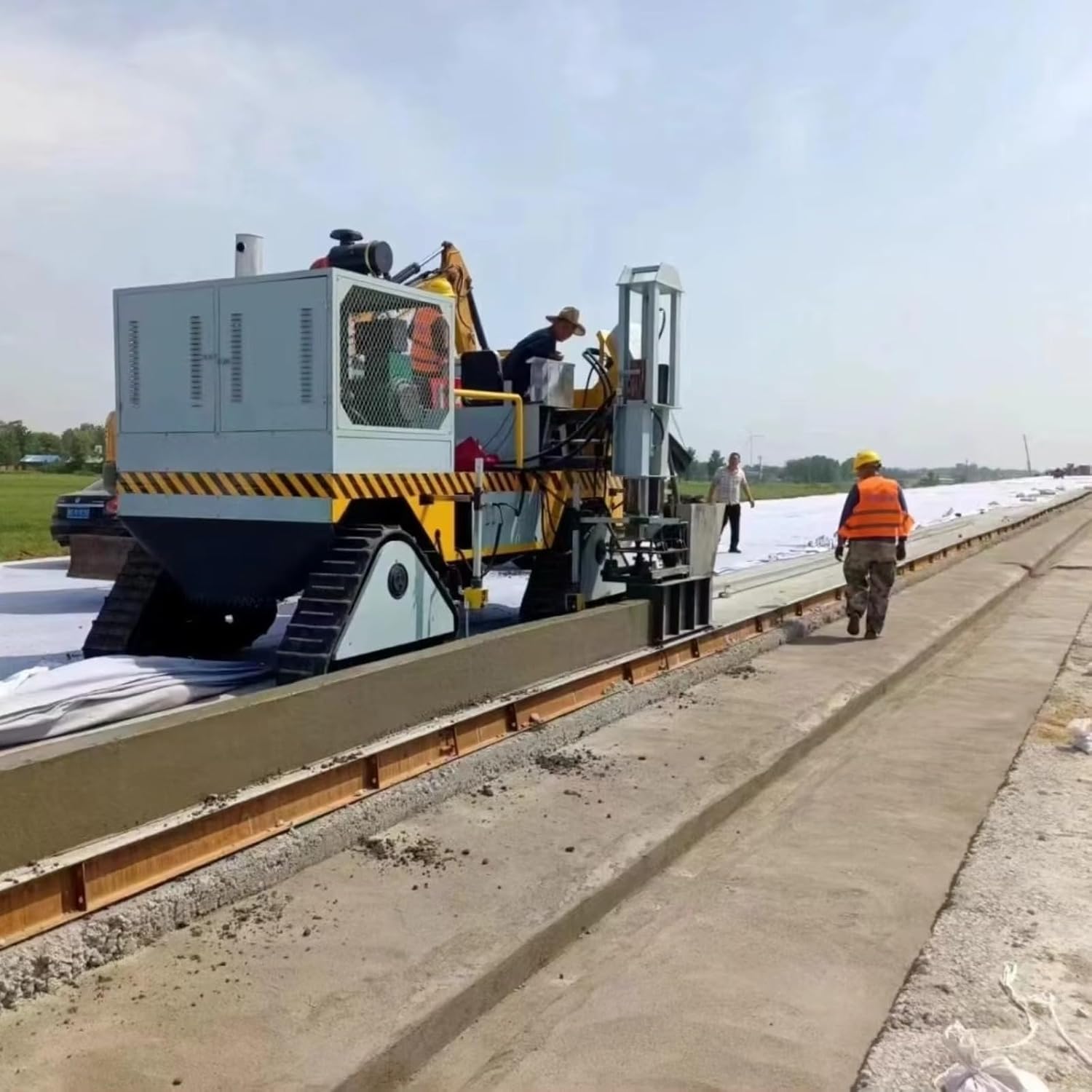 concrete curb slipform paver,buy concrete curb slipform paver,best concrete slipform machine for curbs,should I buy a concrete curb slipform paver,concrete curb slipform paver pros cons,curb slipform paver vs alternatives unboxing and complete package contents
