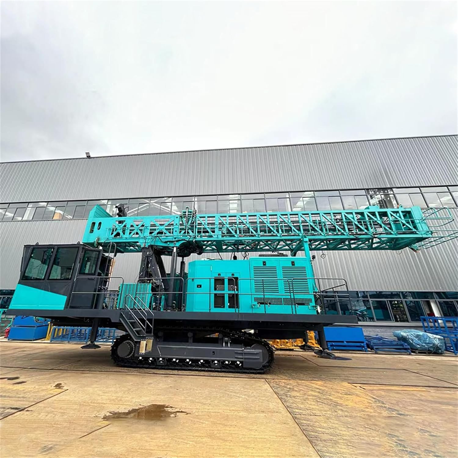 crawler water well drilling rig,tracked water well drilling machine,deep borehole drilling rig,crawler drilling rig for uneven terrain,best water well drilling equipment,should I buy a crawler drilling rig performance testing and real-world results